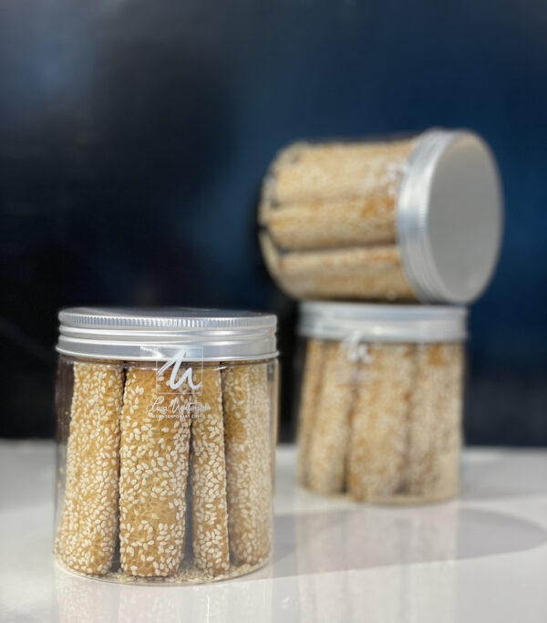 BISCOTTINI AL SESAMO - Luca Montersino Srl Contemporary Chef
